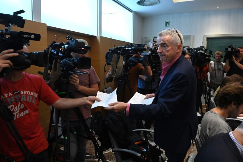 Conducătorul celei mai mari companii aeriene din Europa avertizează asupra unei probleme majore pentru toți cetățenii europeni, după incidentul fără precedent din Polonia.