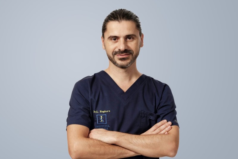 Dr. Lucian Rușitoru, chirurg mamar la MedLife: genetica poate oferi un avans în prevenția cancerului de sân și în terapiile țintite