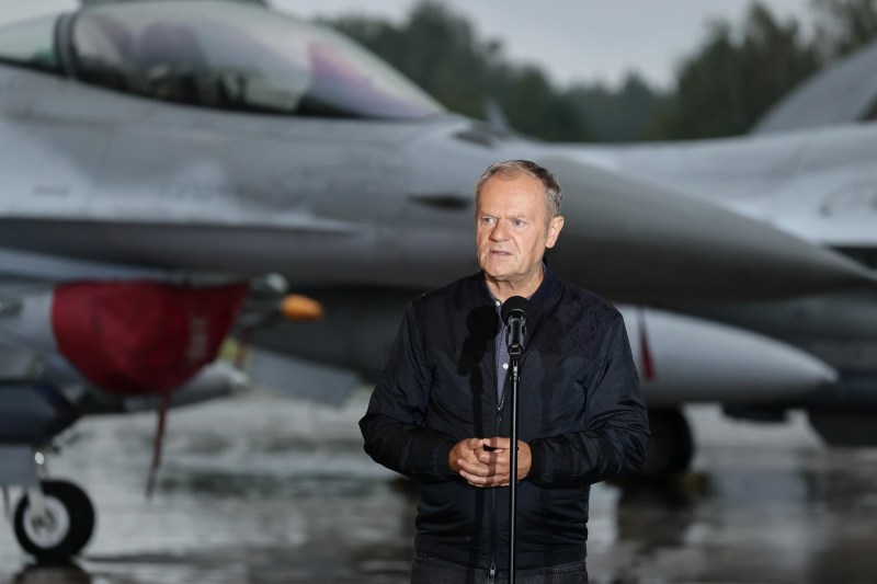 Dronă deasupra clădirilor guvernamentale din Varșovia; Tusk anunță detalii la câteva zile după incursiunea Rusiei în Polonia.
