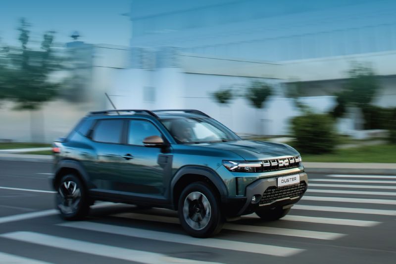 FOTO: Dacia prezintă în România noul Duster Pick-Up — aspectul, spațiul și prețul.
