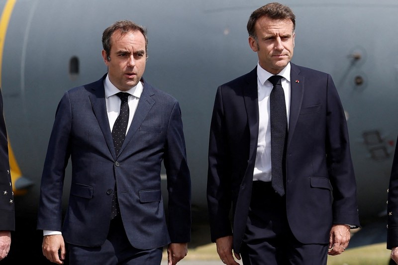 Franța confirmă numirea unui nou prim-ministru după căderea cabinetului; președintele Macron a prezentat numele desemnat.