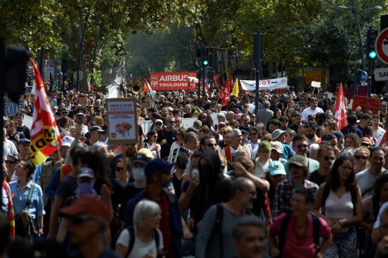 Franța intră într-un blocaj provocat de o grevă generală anunțată pentru joi, 18 septembrie.