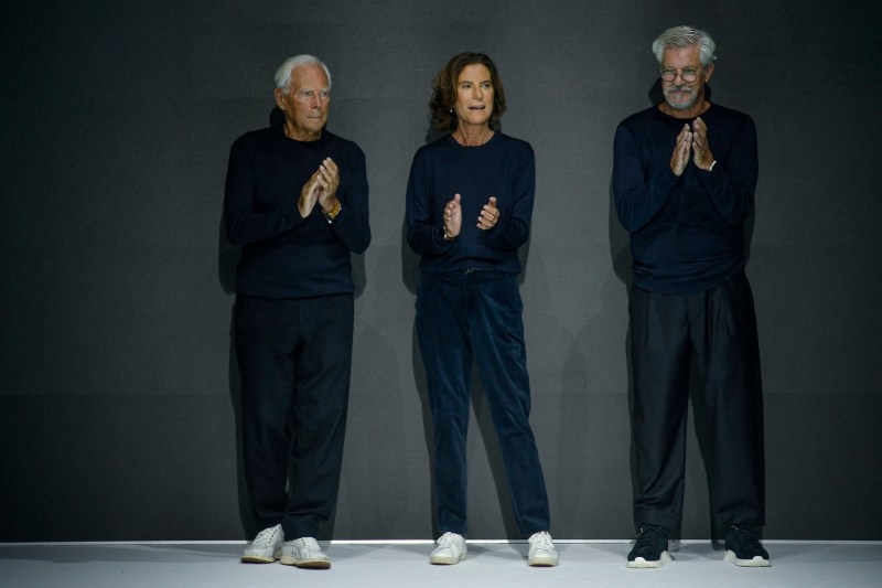 Giorgio Armani și-a conturat planuri detaliate pentru succesiunea averii sale; iată cine ar putea moșteni averea magnatului din industria modei, decedat fără copii.