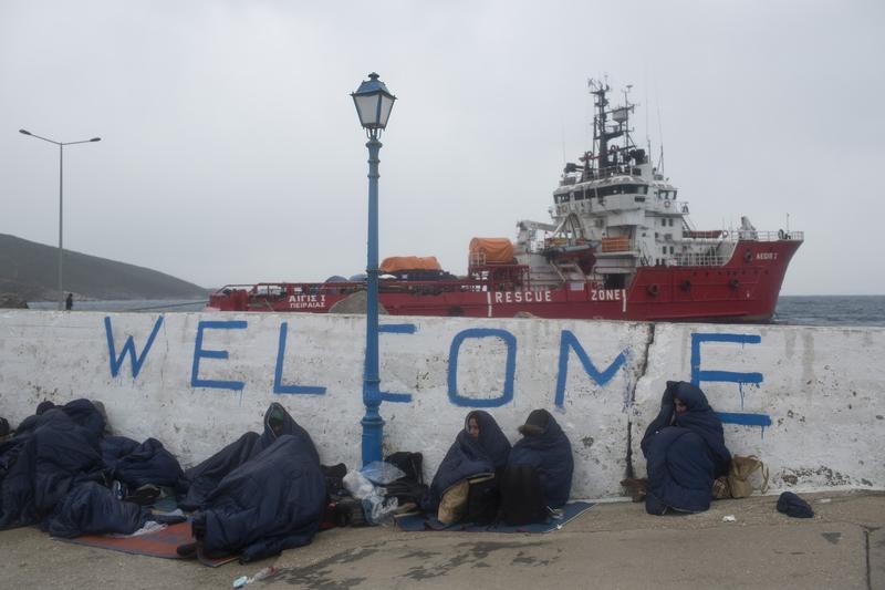Grecia a aprobat o măsură de expulzare forțată a solicitanților de azil respinși, iar șederea ilegală poate fi pedepsită cu până la cinci ani de închisoare.