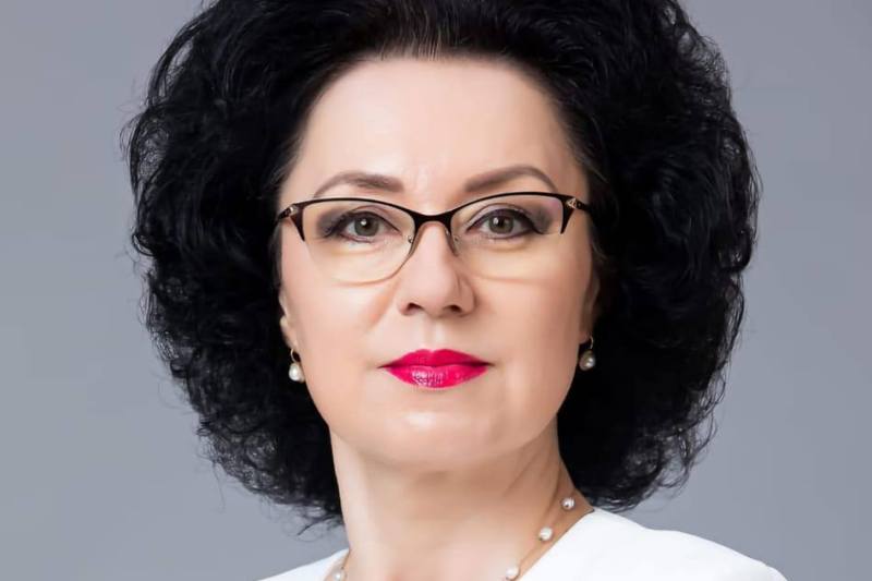 Ilie Bolojan schimbă prefecta de Iași și o numește consilieră a premierului pentru educație: cine este Luciana Antoci