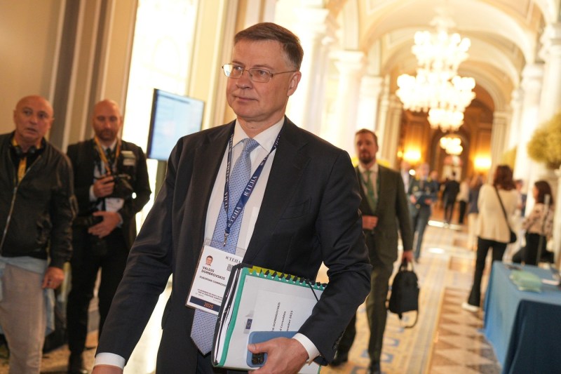 La Bruxelles, datoria unui stat vecin alimentează îngrijorarea politică: semnalăm câteva derapaje minore.