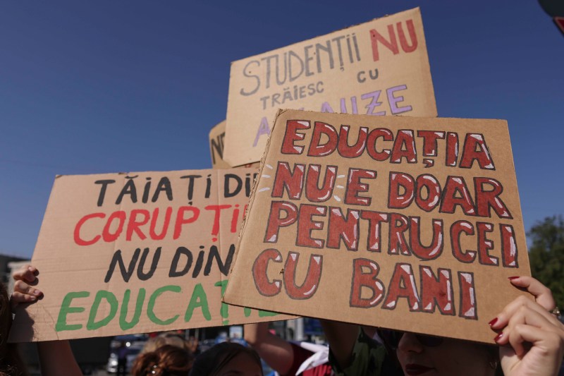 Nicușor Dan analizează starea sistemului educațional românesc în contextul tensiunilor cu profesorii evidențiind ce nivel de pregătire ajunge un elev la finalul ciclului de învățământ.