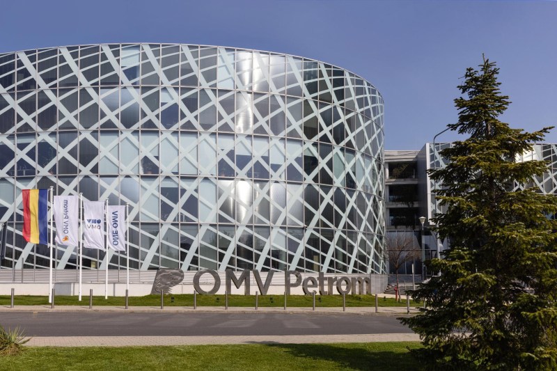 OMV implementează politici de economii, iar Petrom, deținută majoritar de România, va resimți în mod semnificativ impactul acestora.