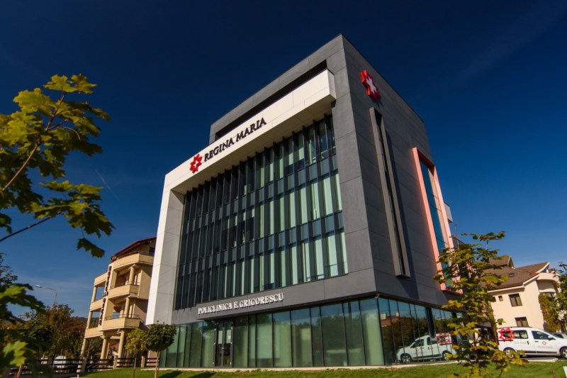 Peste un milion de recenzii autentice și o evoluție a culturii medicale în România. Află cum pacienții și medicii reformulează împreună regulile practicii.