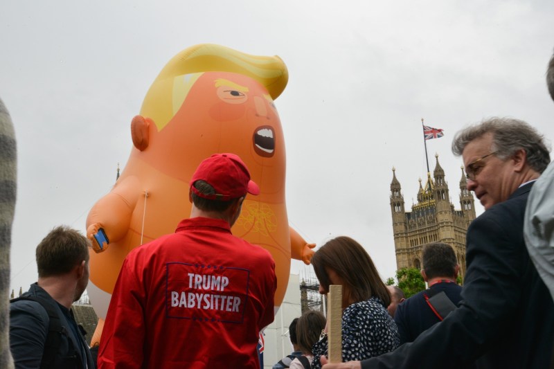 Primarul Londrei, Sadiq Khan, nu a fost binevenit alături de Trump în timpul vizitei oficiale a acestuia în Regatul Unit, despre care a spus că a cerut explicit să nu participe.