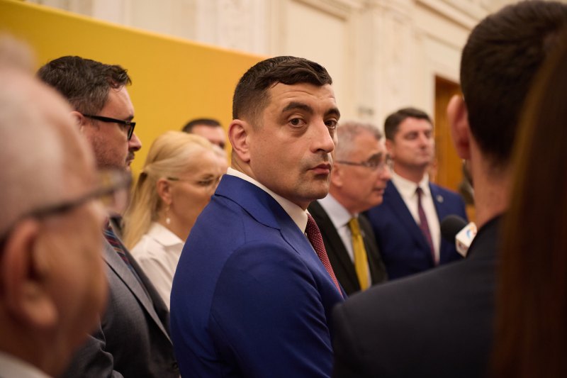 SONDAJ INSCOP: AUR consolidează avansul în opțiunile de vot, în timp ce PSD înregistrează creșteri semnificative.