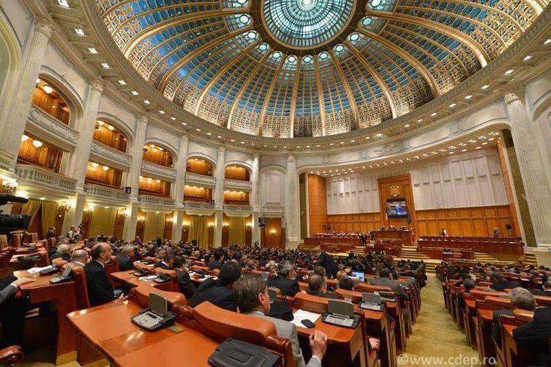Un Grup Parlamentar Independent își începe activitatea în Camera Deputaților, format din zece aleși pe liste POT și SOS.