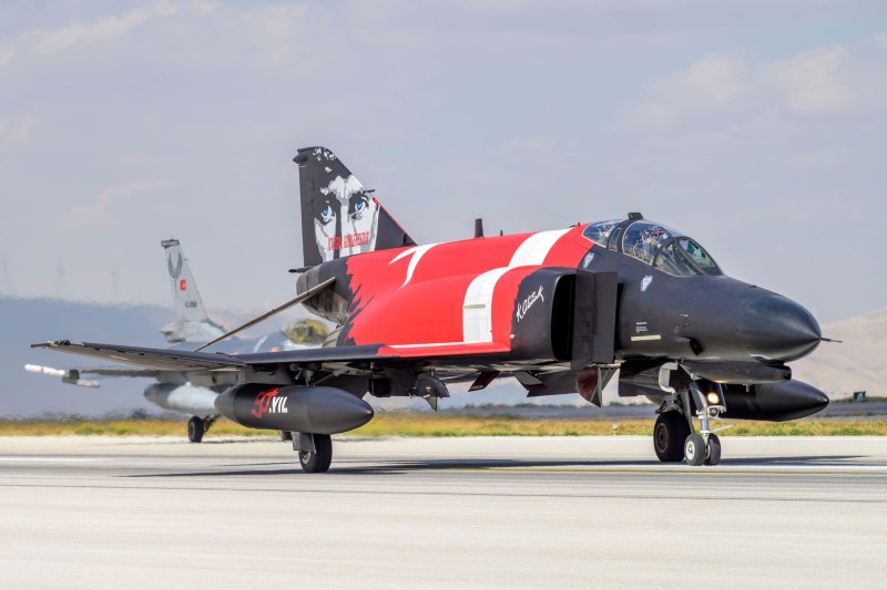 Un membru NATO promite sprijin deplin pentru Qatar în contextul bombardamentelor israeliene.