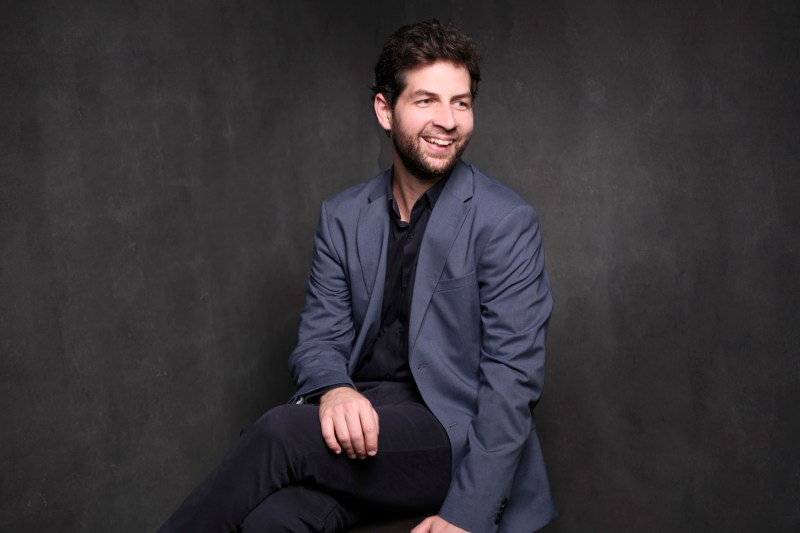 Valentin Șerban: interviu despre dedicare, tehnică și emoția din culise a unui violonist în ascensiune