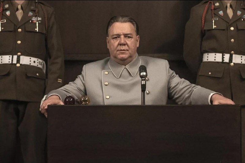 VIDEO: Cum răspund crimele împotriva istoriei și oamenilor? Russell Crowe intră în rolul principal într-un nou film în care a învățat germana, iar prestația este apreciată drept una memorabilă.