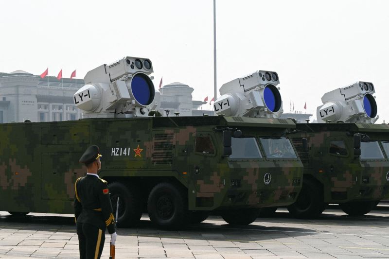 Video: În cadrul unei parade militare fără precedent la Beijing, China a expus tehnologie strategică ascunsă până acum, iar experții militari ridică totuși semne de întrebare.
